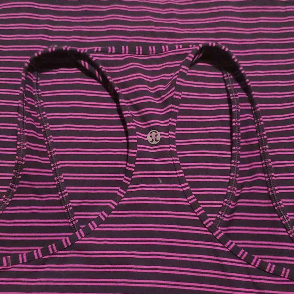 Lululemon tank - Picture 2 of 3